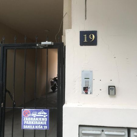 Apartman Kristina Free Parking Нови Сад Екстериор снимка