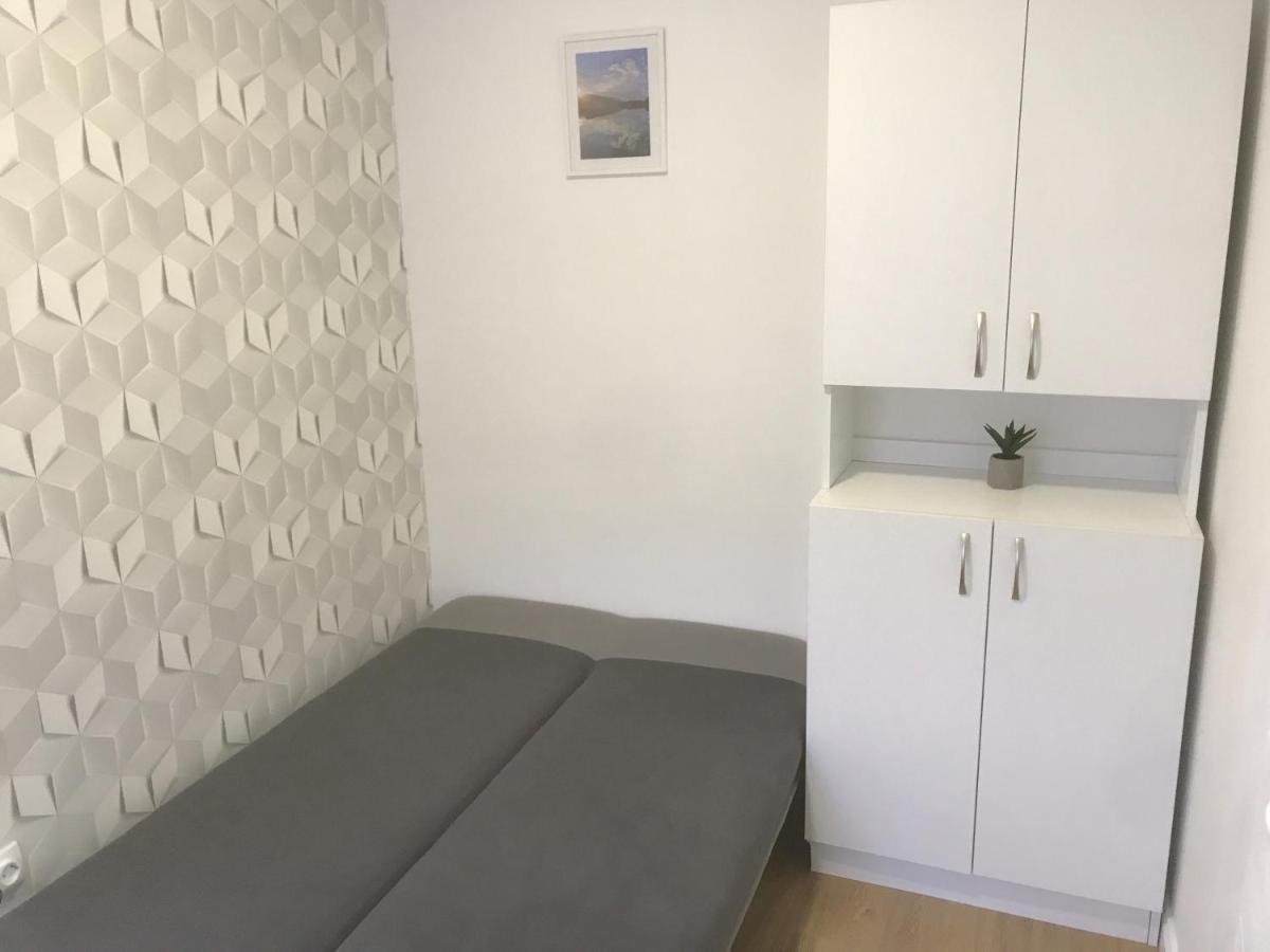 Apartman Kristina Free Parking Нови Сад Екстериор снимка