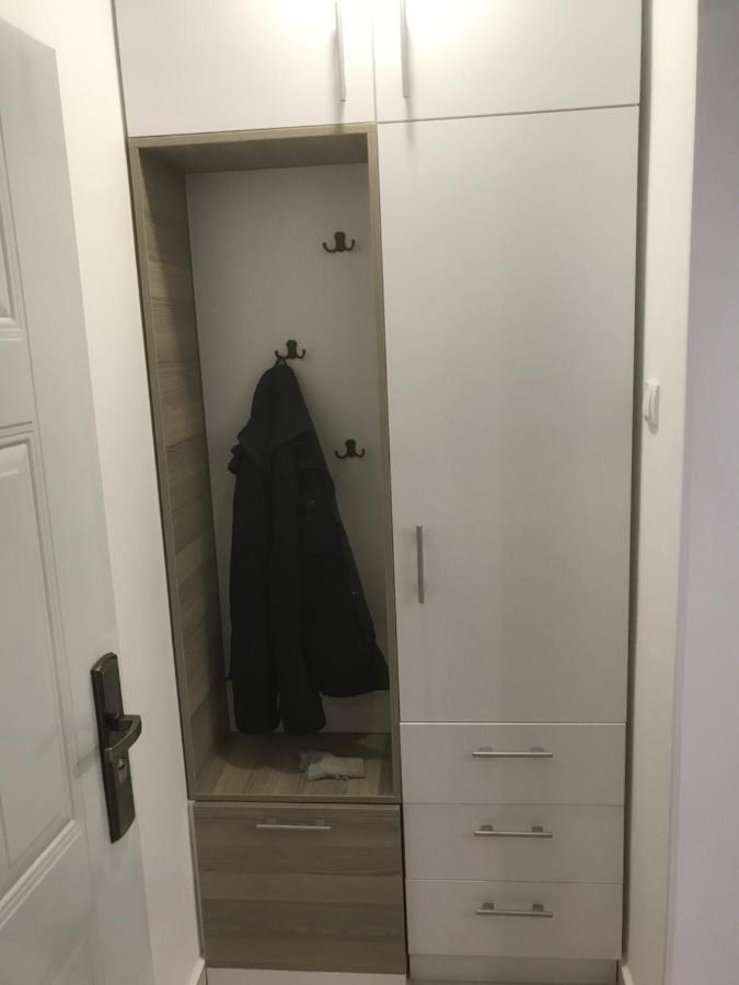 Apartman Kristina Free Parking Нови Сад Екстериор снимка