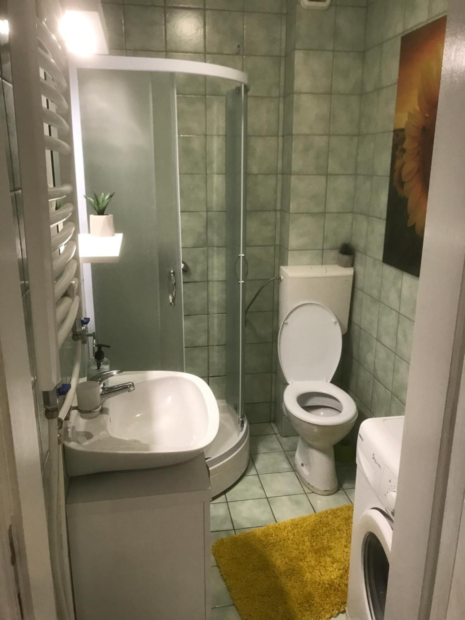 Apartman Kristina Free Parking Нови Сад Екстериор снимка